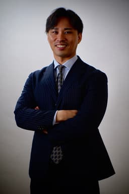 株式会社キャリアハブ 代表取締役 村上悠司